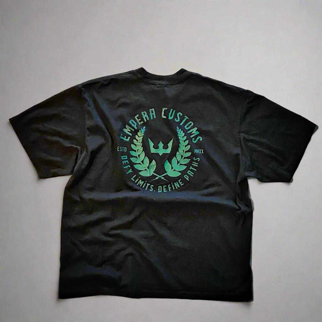 Defiance Green Oversized tee back flat