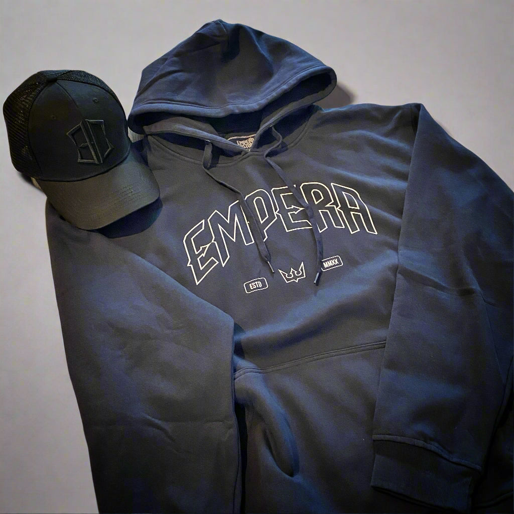 EMPERA CORE HOODIE CLOSE-UP