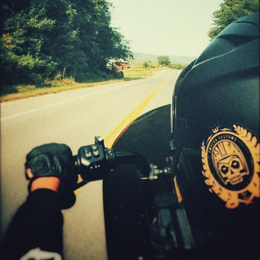 GLORY BOOTH GOLD - MODEL