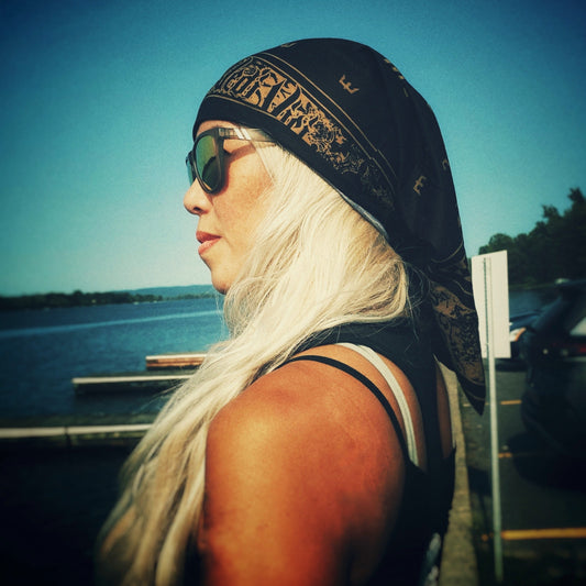 V3 Neck Gaiter - model